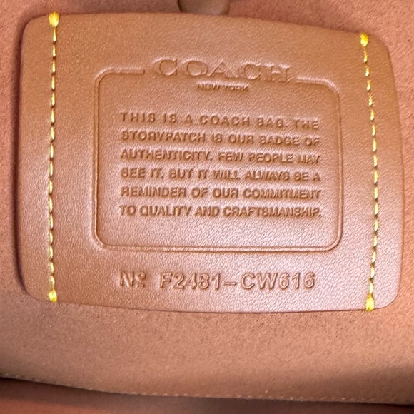 Coach Soft Empire 40 Carryall in Merlot - used 1x! - Picture 8 of 10